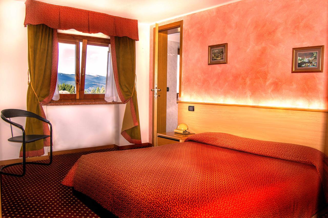 Hotel Belvedere ロアーナ エクステリア 写真
